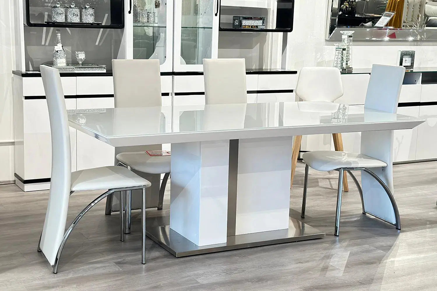 Dining table white glass top deals