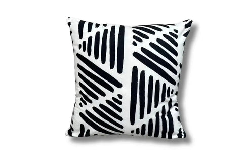 Cushion 2206-7- Black & White - Adore Home Living - Adorecushion - Adorecushion, cushion, decor, Decoration, home decor, Livingroom Decor