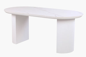 Vastaya Dining Table