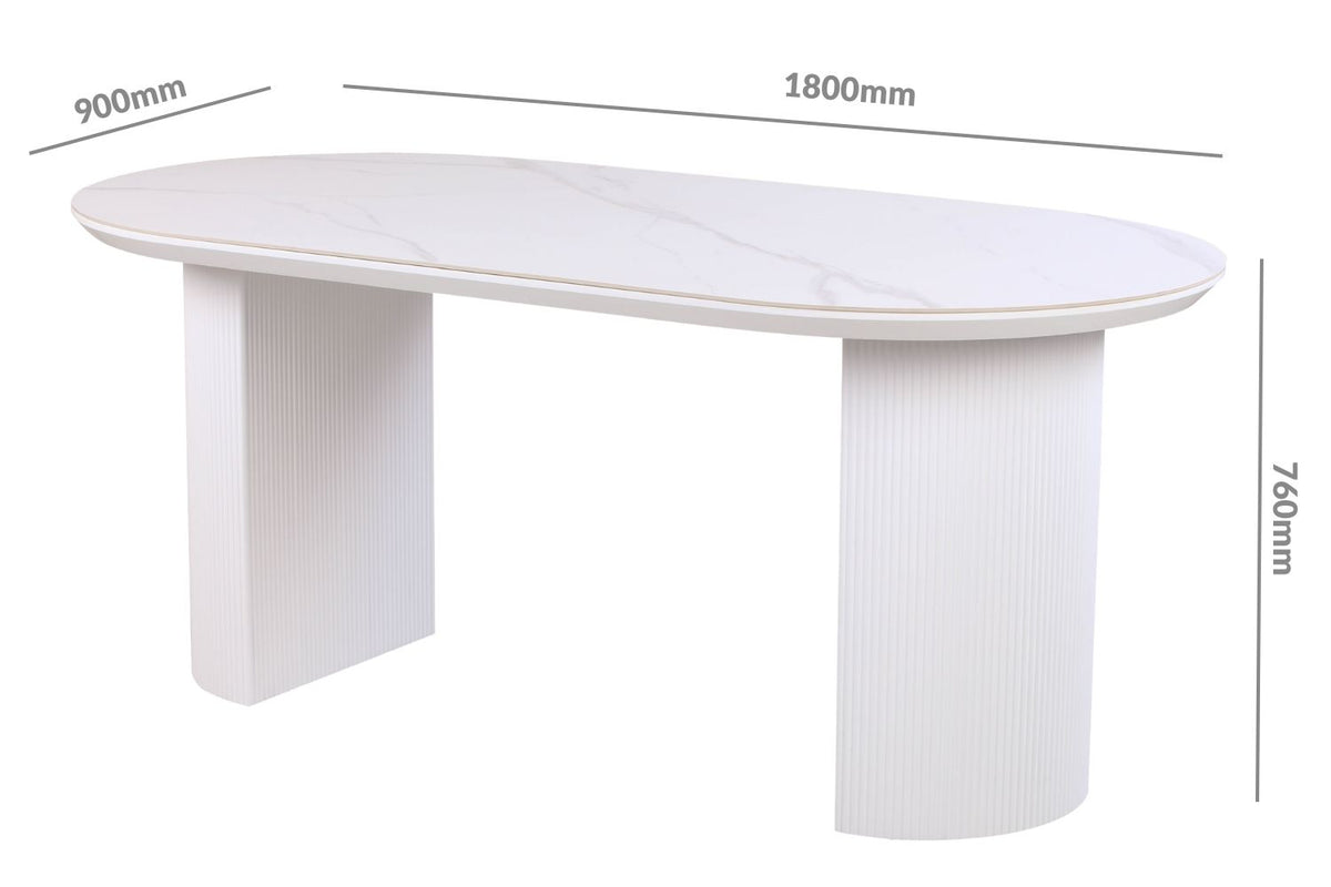 Vastaya Dining Table